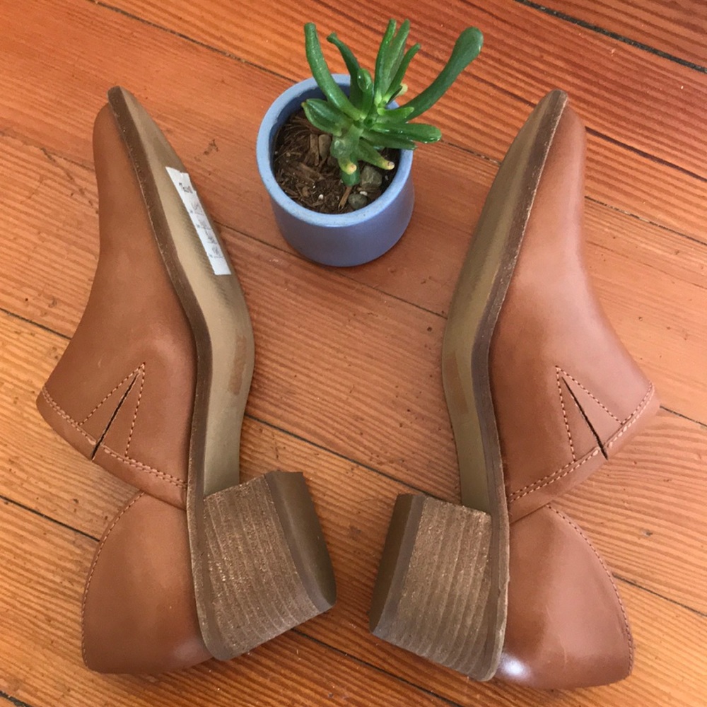 Madewell Brady Lowcut Bootie - 6M - NWT - Picture 2 of 6